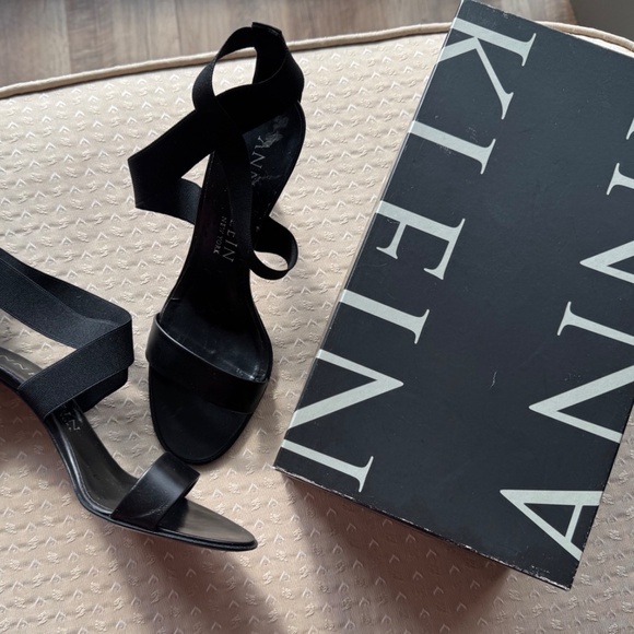 Anne Klein Oscar Blk Sandal Sz 7.5 - Picture 3 of 4